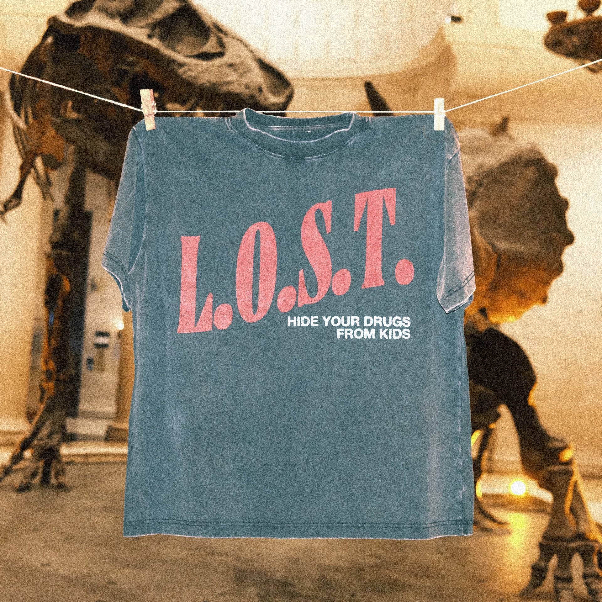 mgk - lost americana - hide tee