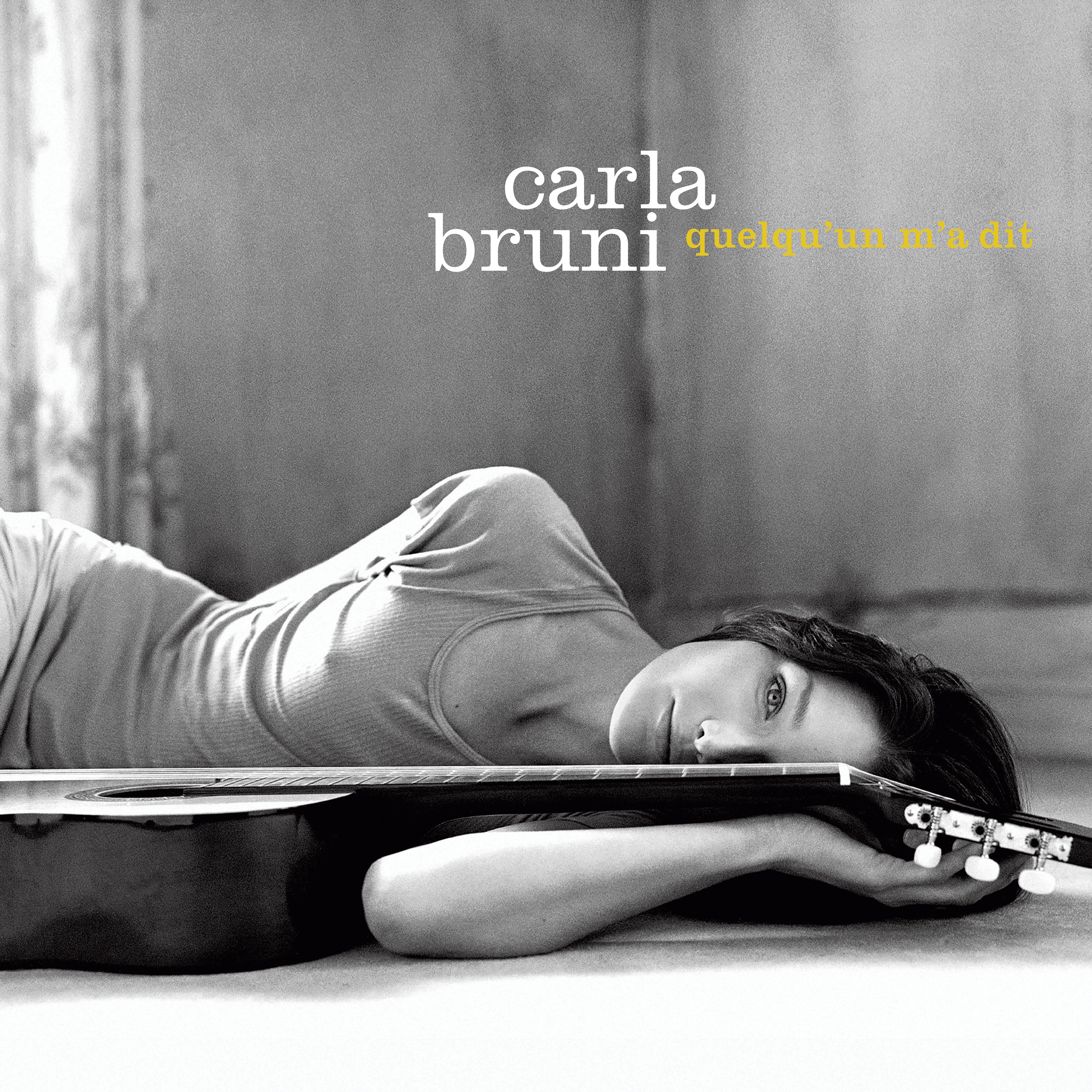 Carla Bruni – « Quelqu’un m’a dit » 20ème anniversaire – Vinyle couleur + livret grand format + 3 tirages de photos inédites